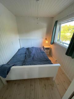 Hyggelig sommerhus. med udsigt, til vand fra senge - Veksø - 2