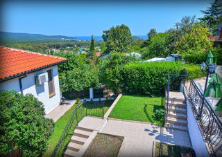 Villa Aspen Guest House - Primorsko - 3