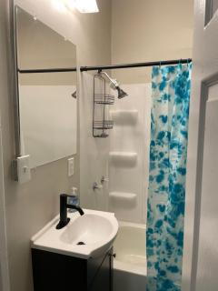 Adorable Bungalow - 6