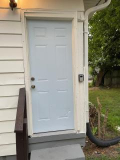 Adorable Bungalow - 1