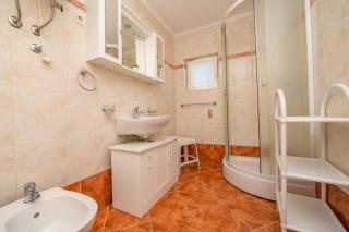 Apartments by the sea Nerezine, Losinj - 7963 - Nerezine - 1
