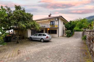 Apartments with a parking space Lovran, Opatija - 7869 - 2