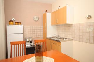 Apartments by the sea Mali Losinj (Losinj) - 7979 - Mali Lošinj - 2