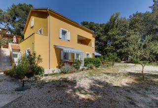 Apartments by the sea Artatore, Losinj - 8022 - Cunski - 0