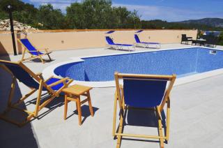 Seaside apartments with a swimming pool Kneza, Korcula - 9269 - Račišće - 2