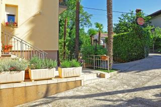 Apartments with a parking space Opric, Opatija - 7728 - Lovran - 3