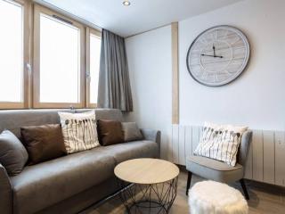 Appartement rénové 3 pièces, 4 pers, 2 ch, en plein cœur de la station, proche des pistes et commerces - FR-1-545-36 - 8