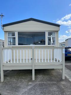 Chris’s caravan - Abergele - 0