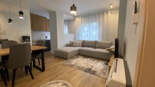 Centrally located Glamorous Bright APT near Bazaar - Tirana - 0