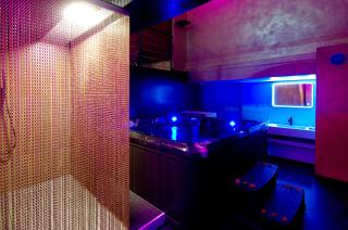 Mieuxqualhotel jacuzzi privatif Love room - Burdeos - 2