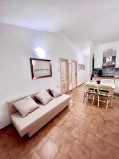 DOMUS HENRICUS -THREEROOM APARTMENT IN PORTO POLLO 400 Meters from the sea - Porto Pollo - 0