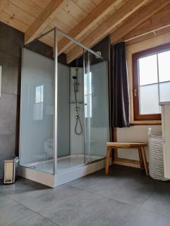 Chalet Momage dichtbij Skiliften, Skiverhuur en Bikepark! - Winterberg - 1