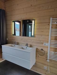 Chalet Momage dichtbij Skiliften, Skiverhuur en Bikepark! - 2