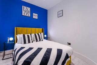 *NEW* STYLISH & MODERN CITY CENTRE APARTMENT - 8