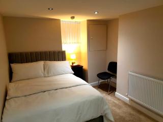 Elegant 2 bed apartment in Manchester - 4
