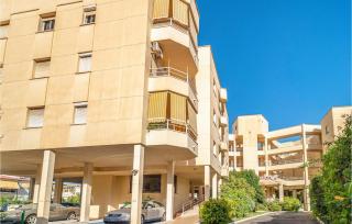 Beautiful Apartment In Torremolinos - Torremolinos - 2