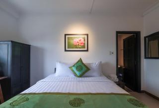 Purple Hue - Charming Riverside - 5