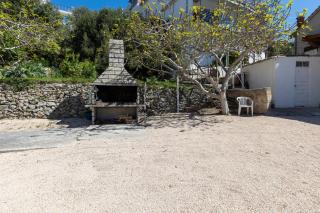 Apartments by the sea Sumpetar, Omis - 9435 - Sumpetar - 3