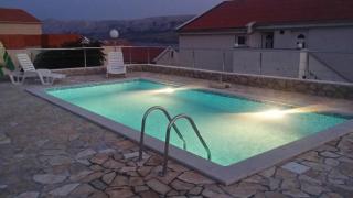 Apartments with a swimming pool Zubovici, Pag - 9365 - Zubovići - 2