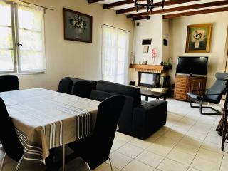 Maison Basque T4 à Espelette : 5 adultes + 2 enfants, Internet, Jardin, Animal OK - FR-1-495-2 - Espelette - 6