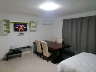 Royal guesthouse - 1