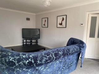 Cozy 2-bedroom property with shared garden - Sunderland - 8