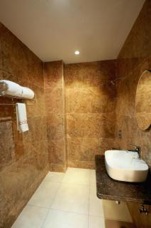 Hotel The Spades - Zirakpur - 5