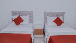 Martin Aviator Hotel - 1