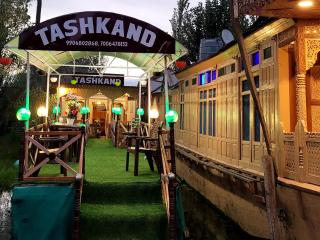 Tashkand Houseboat - Srinagar - 0