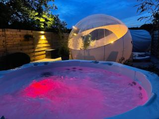 Bulle du puits avec jacuzzi et sauna privatif - 0
