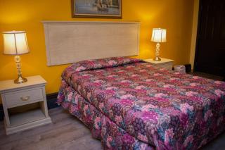 Travel inn - North Kingstown - 0
