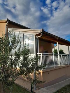 MARIA'S HOUSE - 5
