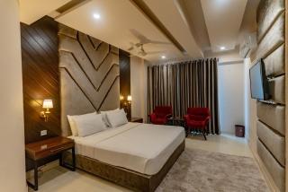 Penthouse by Shelton - Rawalpindi - 8