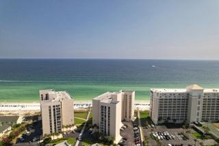 BEACHFRONT - Huge, 3BDR-2BA condo Sleeps 10 people, Great for Groups - Destin - 5