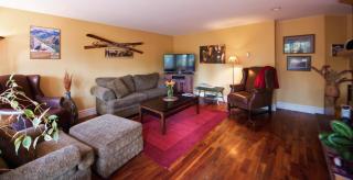 Auberge Kicking Horse Guest House - 6