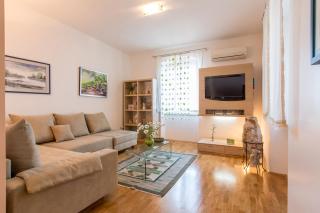 Holiday house with a parking space Medici, Omis - 9505 - 2