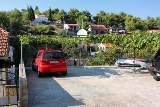 Apartments by the sea Basina, Hvar - 9673 - Vrbanj - 3