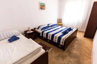 Apartments by the sea Cove Zarace - Gdinj, Hvar - 9675 - 1