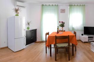 Apartments with WiFi Split - 11761 - 1