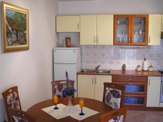 Apartments with a parking space Kastel Stafilic, Kastela - 11771 - 3