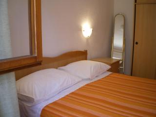 Apartments with a parking space Rukavac, Vis - 11855 - 5