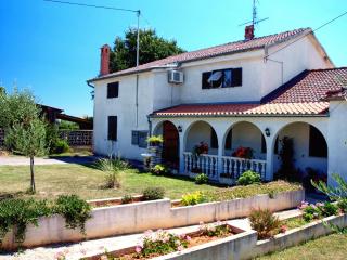 Apartments and rooms with parking space Zambratija, Umag - 11875 - 0