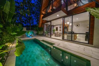 Villa Kirana - Designer 2-bedroom Villa with pool in Pererenan - Munggu - 0