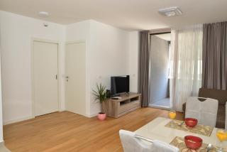 M&T Apartment with garage,near the Old Town - 7