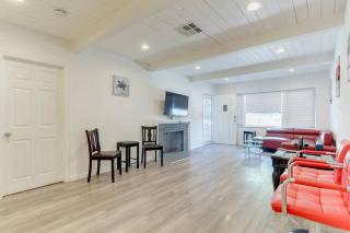 Large 5 bedroom charmer wIth pool - Los Angeles - 1