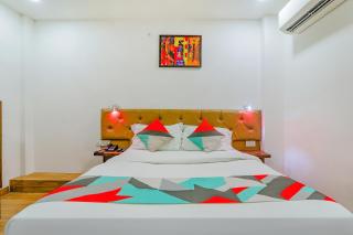 FabHotel The Mall Inn - 7