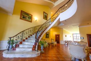 Chateau de Khaoyai Hotel & Resort - Khao Yai - 4