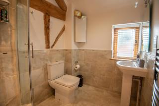 Bramble Cottage - Cosy 2 Bed With Deluxe HOT TUB & Log Burner - Hereford - 3