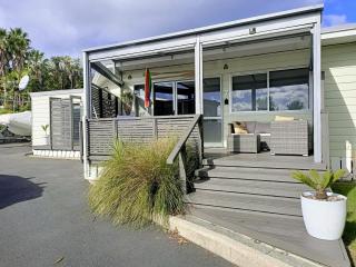 Adorable Beach Unit Stanmore Bay - Whangaparaoa - 0