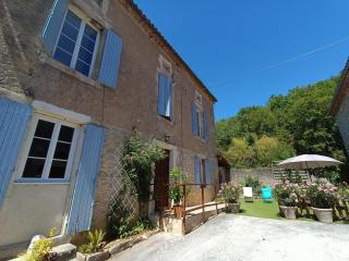 Maison sur le Lot - Saint-Vincent-Rive-dʼOlt - 0